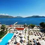 Pasa Beach Hotel